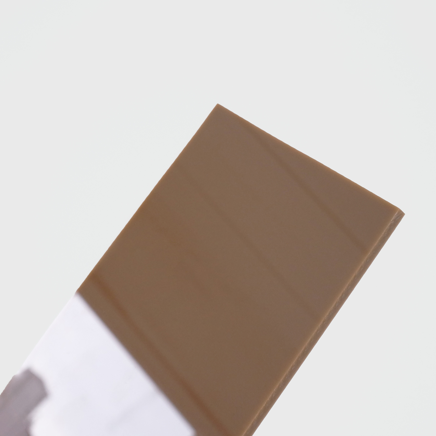 유광아크릴 브라운